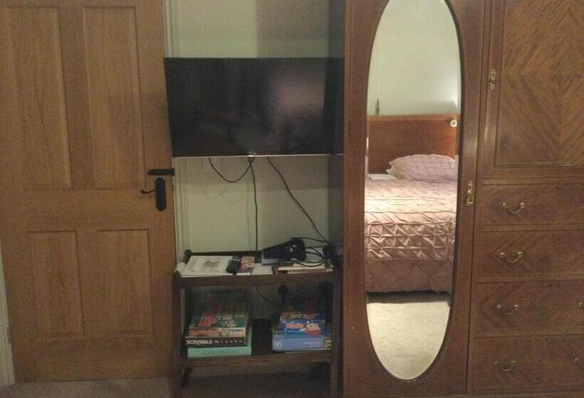 בית מלון כפרי Stack Yard Cottage