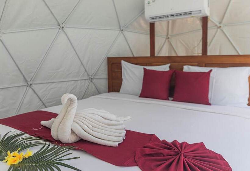 בית מלון כפרי Suan Bubble & Triangle Diamond Beach