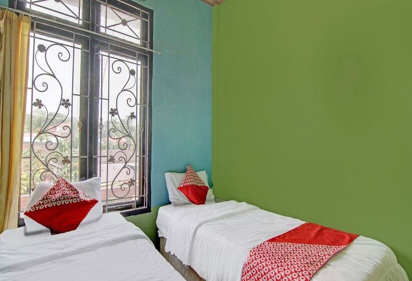 Отель Swakarya Guest House By Oyo