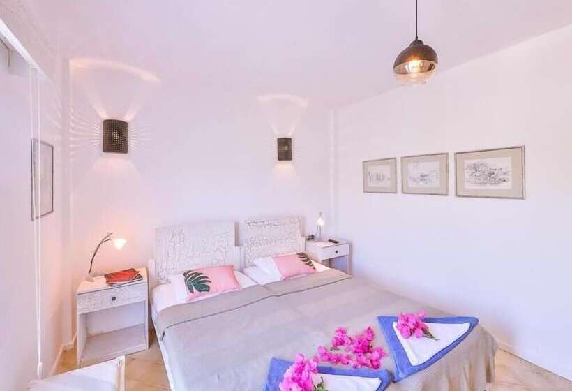 酒店 Tübin Kültür Evi