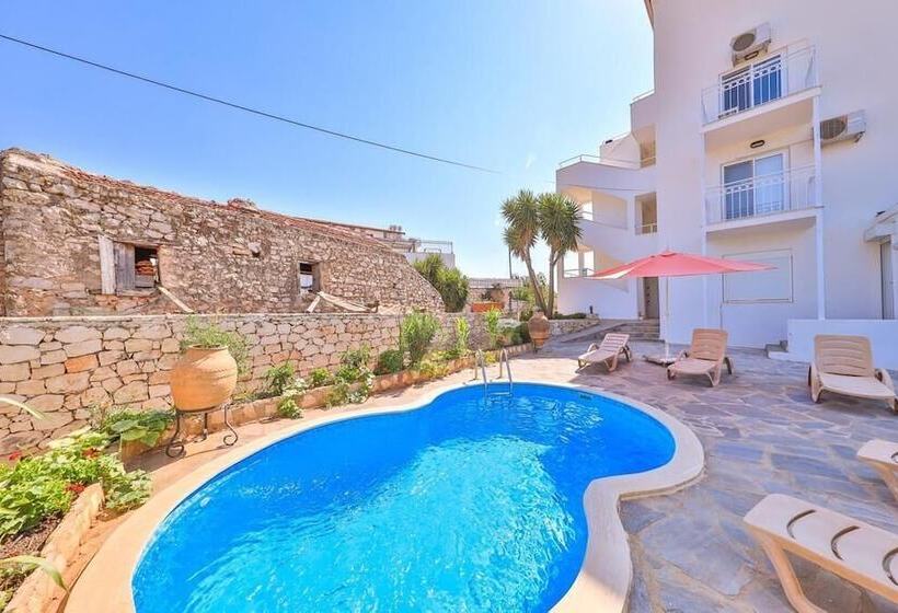 酒店 Tübin Kültür Evi