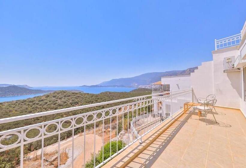 酒店 Tübin Kültür Evi