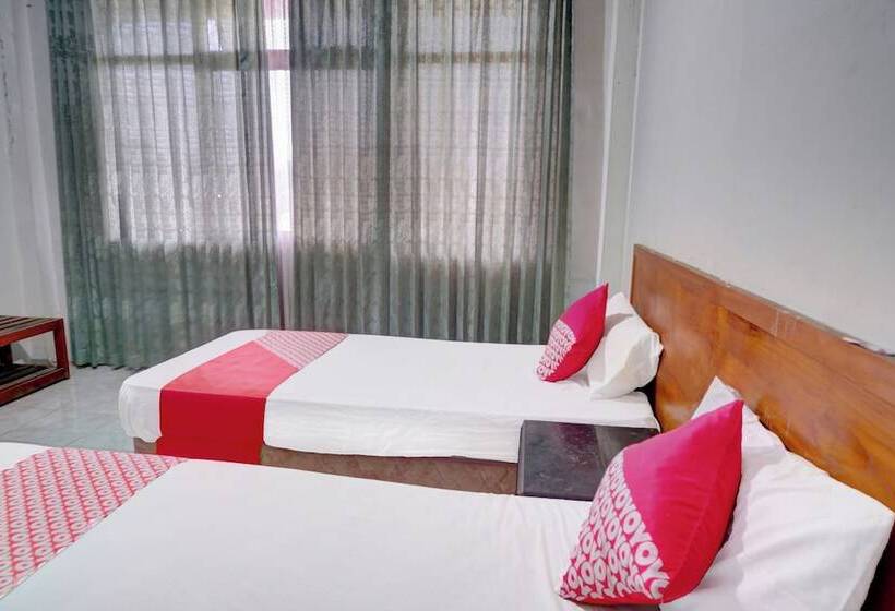 בית מלון כפרי Tepian Batang Hari By Oyo