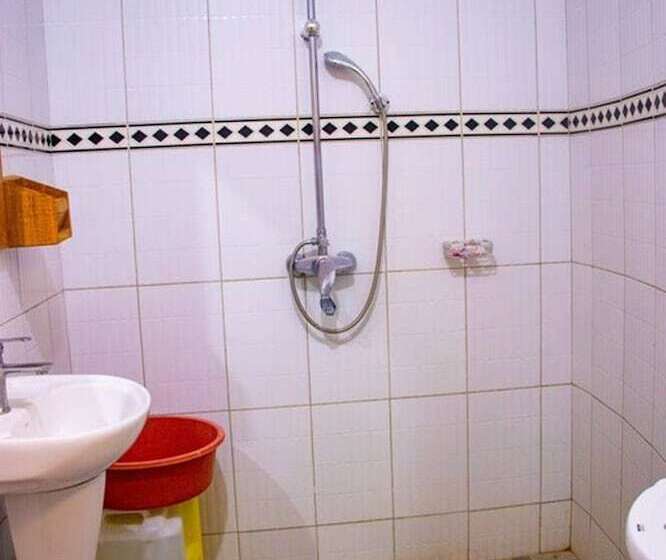 هتل Western Sands