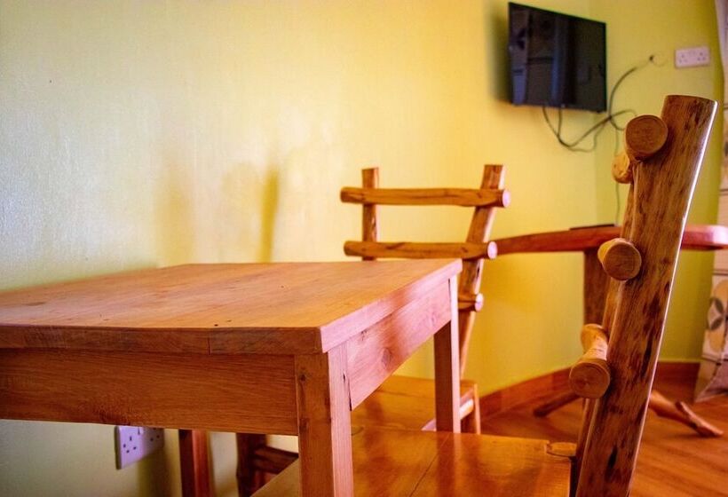 هتل Western Sands