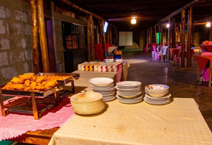 هتل Western Sands