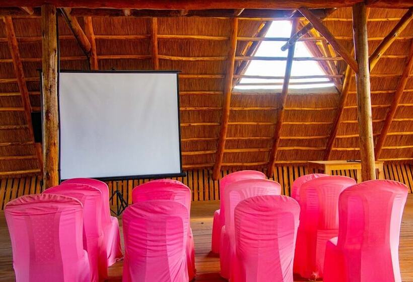 هتل Western Sands