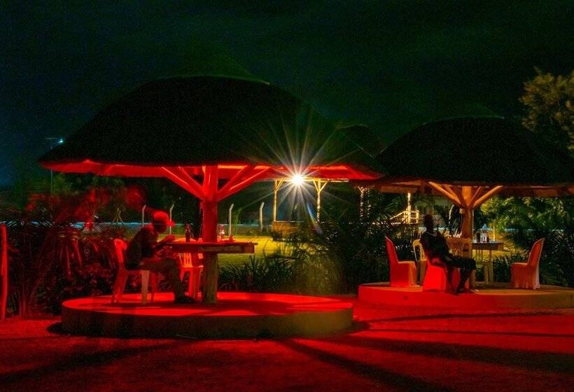 هتل Western Sands