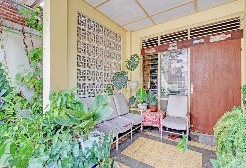 酒店 Wiludjeng Guesthouse By Oyo