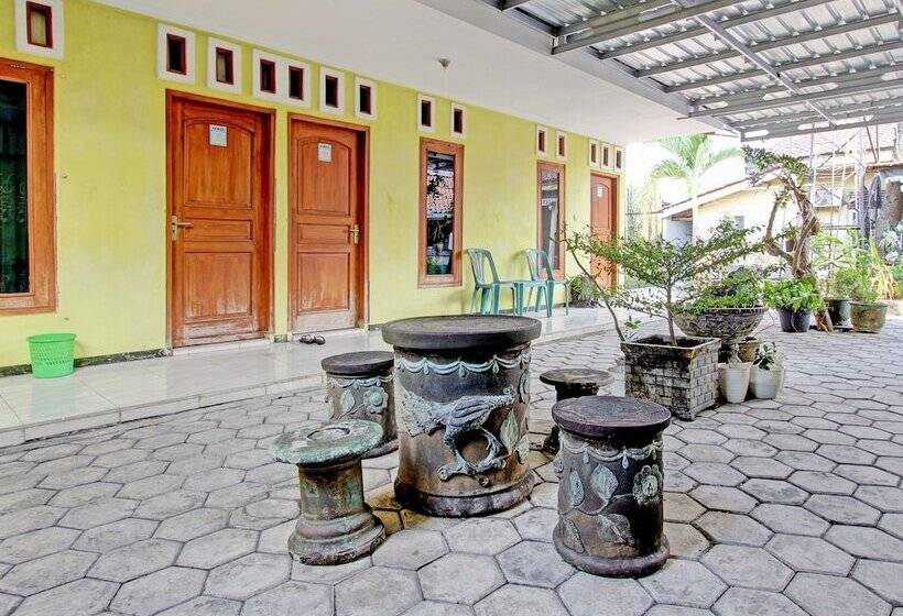 酒店 Wiludjeng Guesthouse By Oyo