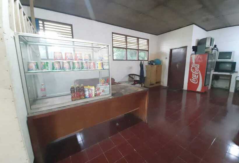 ホテル Wisma Jayakarta By Oyo