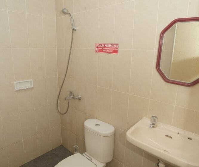 ホテル Wisma Jayakarta By Oyo