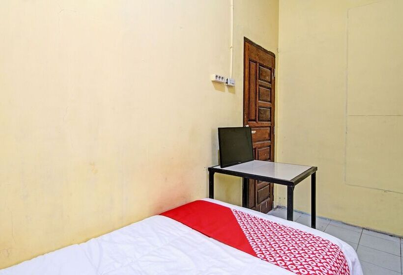 בית מלון כפרי Wisma Pangestu Syariah By Oyo