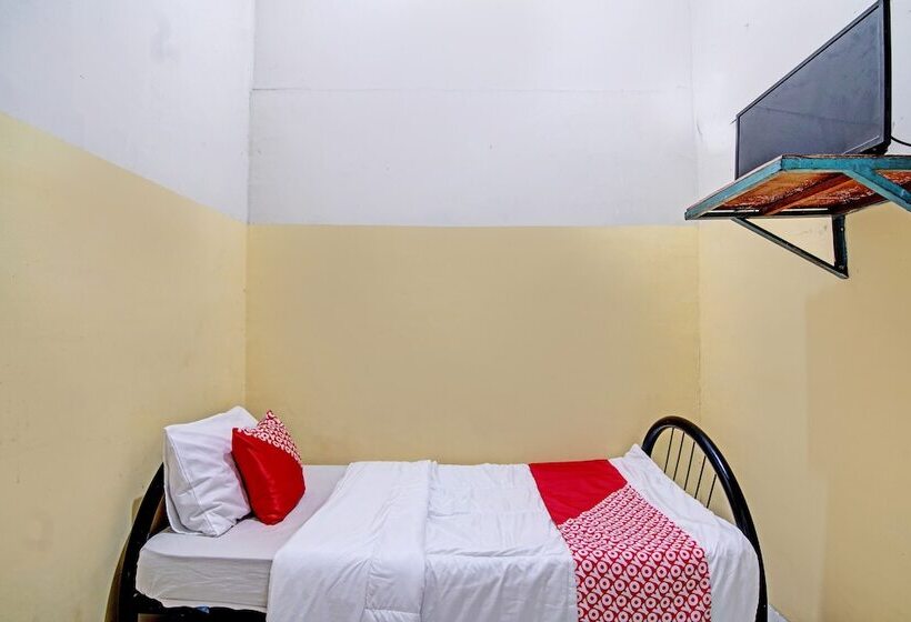 酒店 Wisma Pangestu Syariah By Oyo