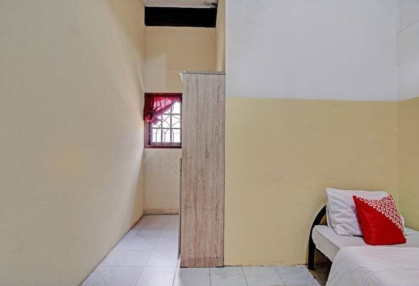 בית מלון כפרי Wisma Pangestu Syariah By Oyo