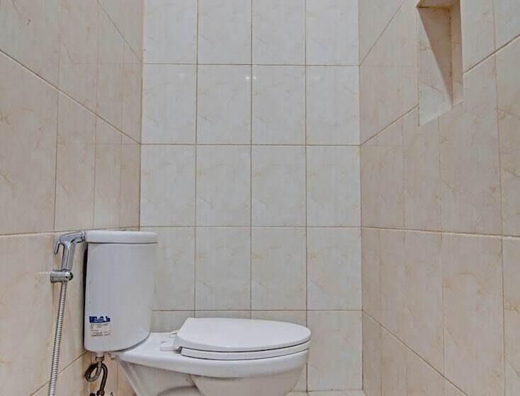 בית מלון כפרי Wisma Pangestu Syariah By Oyo