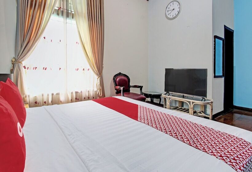 בית מלון כפרי Wulan Homestay Syariah Solo By Oyo