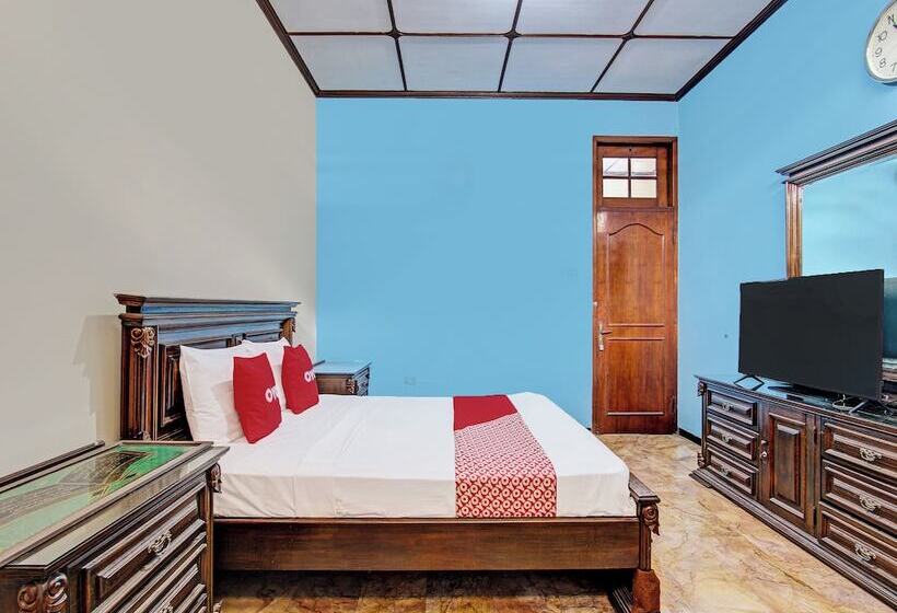 בית מלון כפרי Wulan Homestay Syariah Solo By Oyo