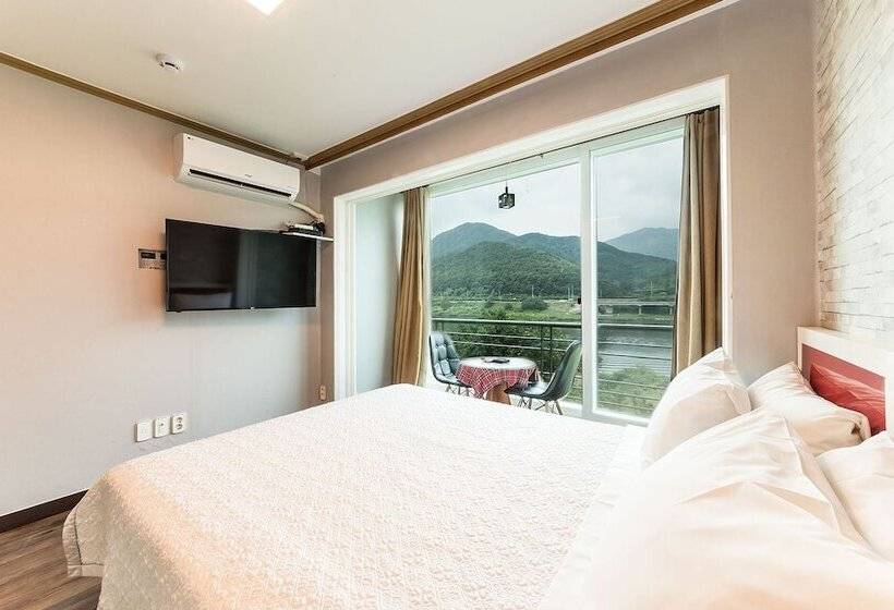 Motel Cheongpyeong Paradise