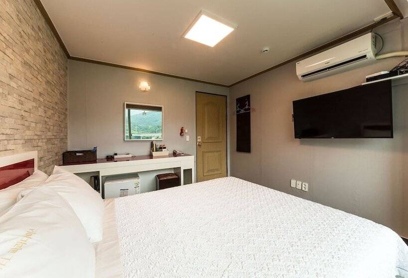 Motel Cheongpyeong Paradise