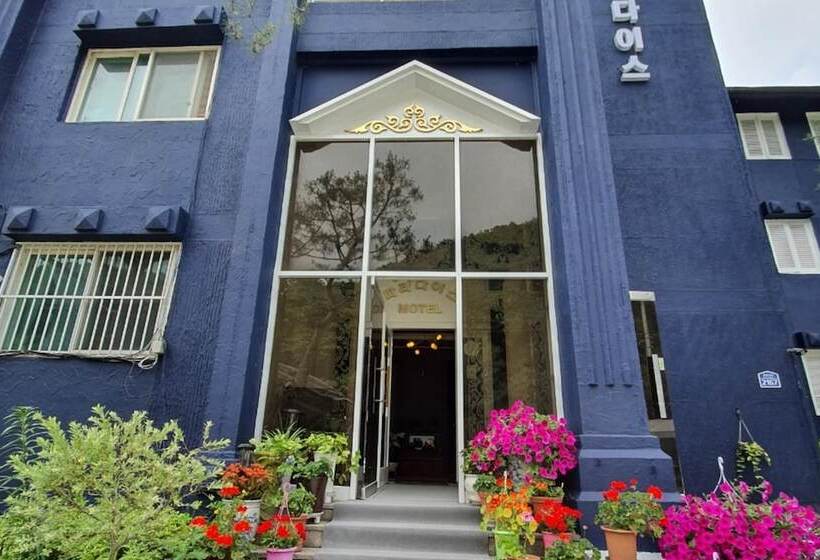 מוטל Cheongpyeong Paradise