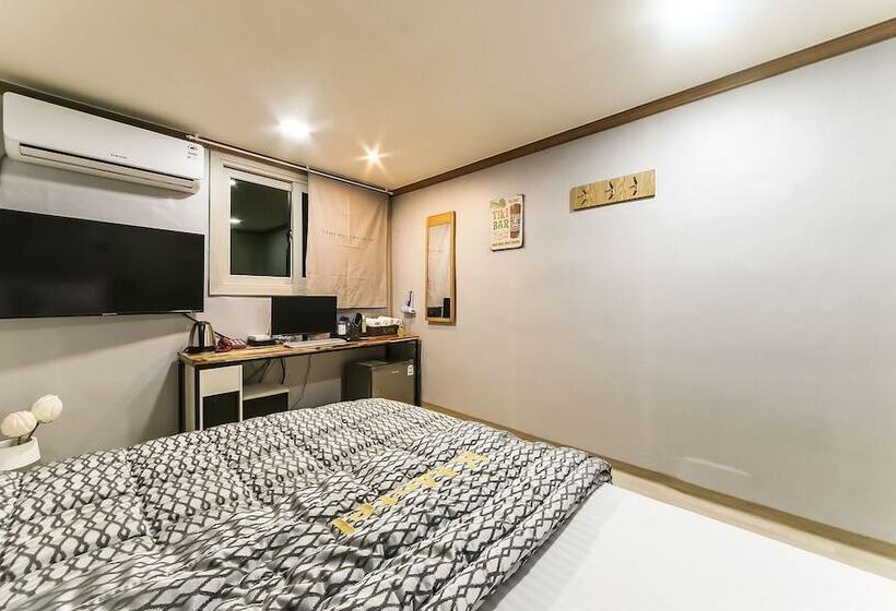 모텔 Daegu Dongdaegu Station K Mini