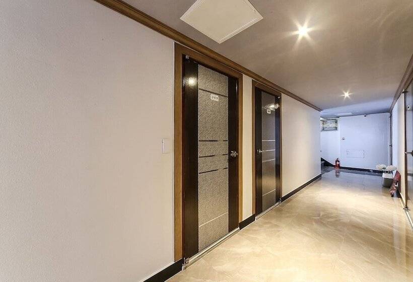 모텔 Daegu Dongdaegu Station K Mini