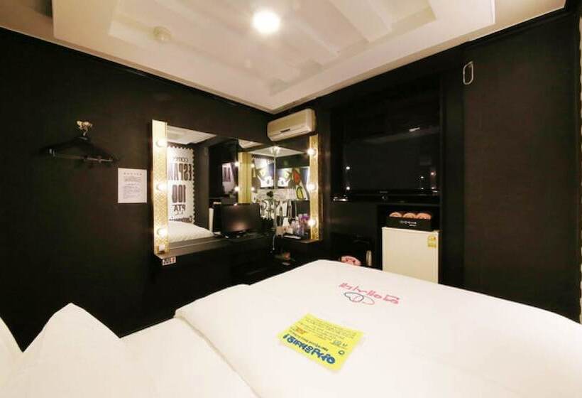 汽车旅馆  Guri Love Era