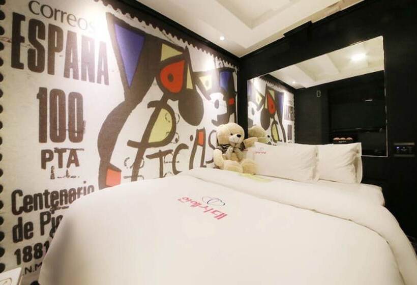 汽车旅馆  Guri Love Era