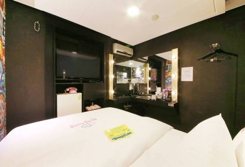 汽车旅馆  Guri Love Era