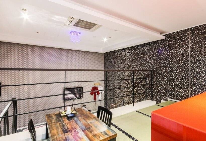 فندق على الطريق Hwasun Oncheon Hotel Tatami