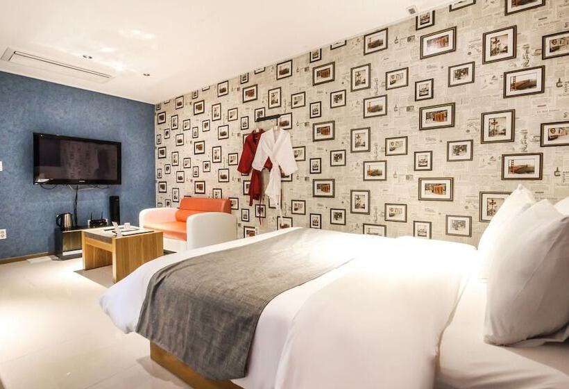 فندق على الطريق Hwasun Oncheon Hotel Tatami