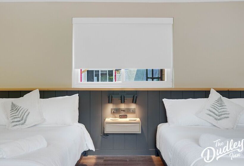 فندق على الطريق The Dudley Inn