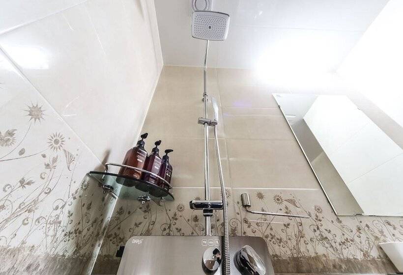 汽车旅馆  Tongyeong View