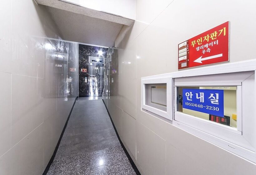 汽车旅馆  Tongyeong View