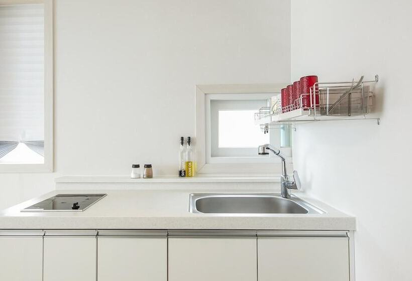 Namhae Sea And View Pool Villa Pension