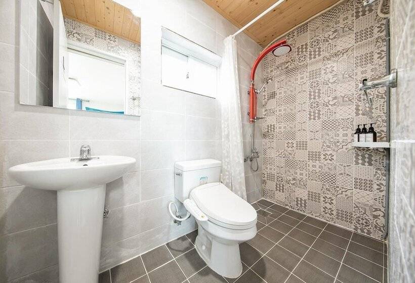 Namhae Sea And View Pool Villa Pension