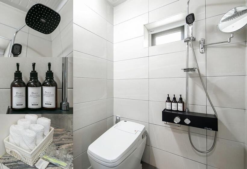 Namhae Sea And View Pool Villa Pension