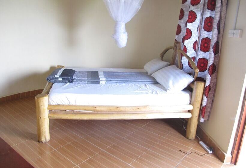 Nyamunyonyi Tourism Resort Lake Bunyonyi