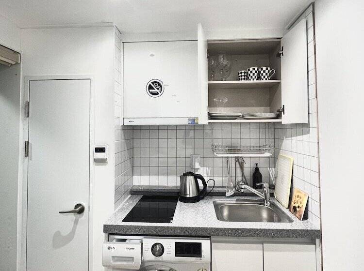 Пансион 318 Stay