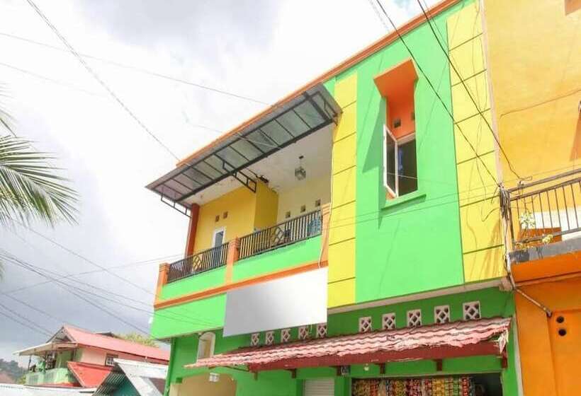 بنسيون Ambon Residence Syariah