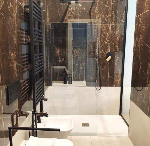 膳宿费 B And G San Babila Luxury In The Heart Of Milano   Design District