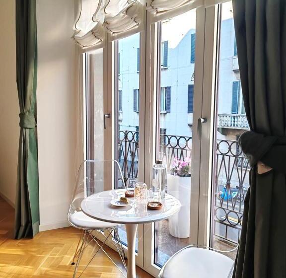 膳宿费 B And G San Babila Luxury In The Heart Of Milano   Design District