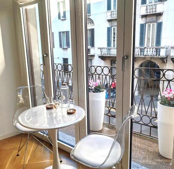 膳宿费 B And G San Babila Luxury In The Heart Of Milano   Design District