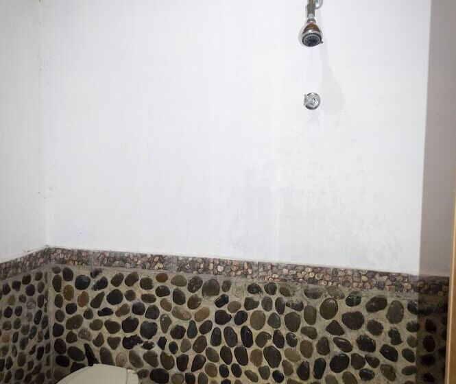 بنسيون Batu Katak Gibbon Guesthouse
