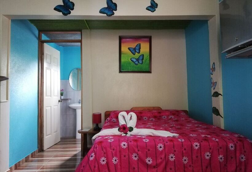 بنسيون Cabinas Cascada Rio Celeste