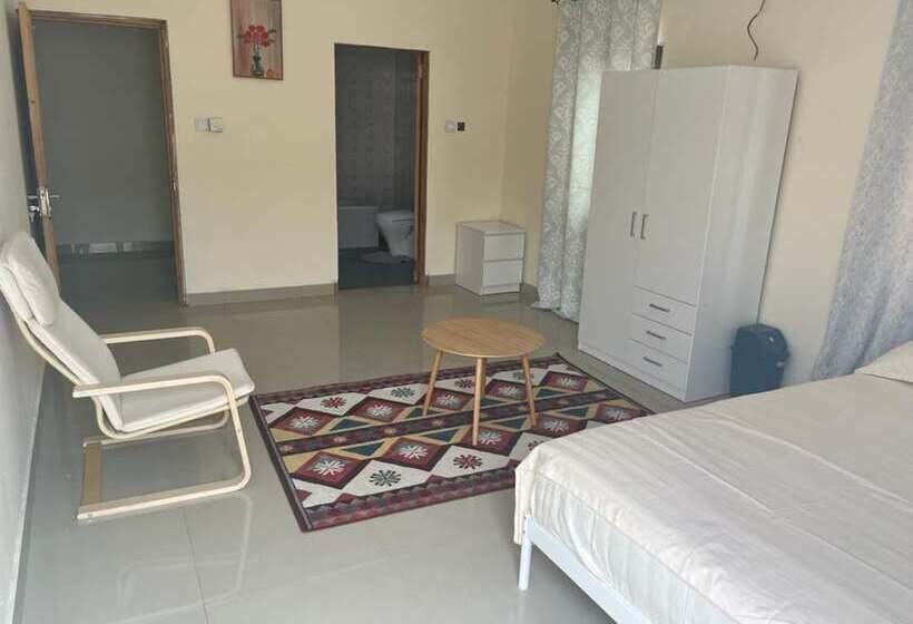 پانسیون Champions Lodge Brufut Gambia