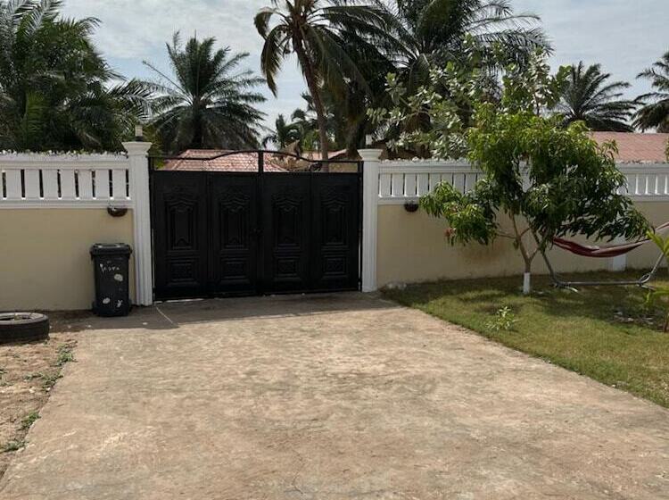 پانسیون Champions Lodge Brufut Gambia