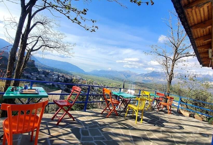 膳宿费 Clockwise Gjirokaster