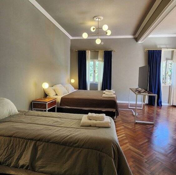 بنسيون El Cerquero, Guest House